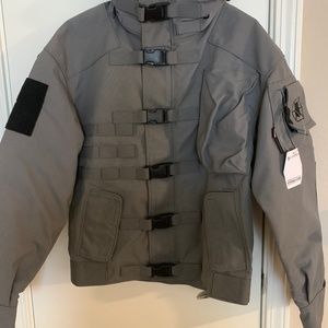 Kitanica jacket